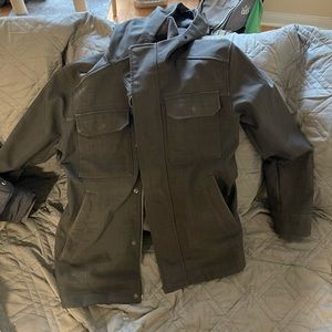 MEC Regular Fit Fleece-lined rain coat